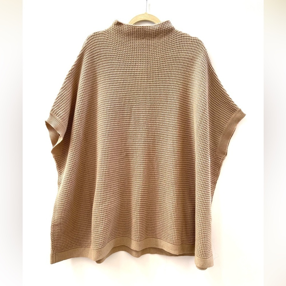 Francesca’s Alya tan poncho sweater NWT - Picture 7 of 8